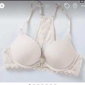 34 dd , front closure